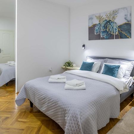 Old Town Rooms Novi Sad Esterno foto