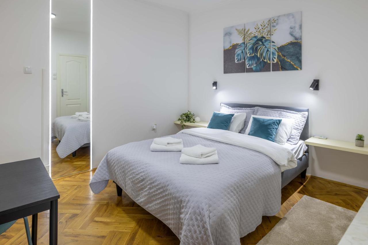 Old Town Rooms Novi Sad Esterno foto