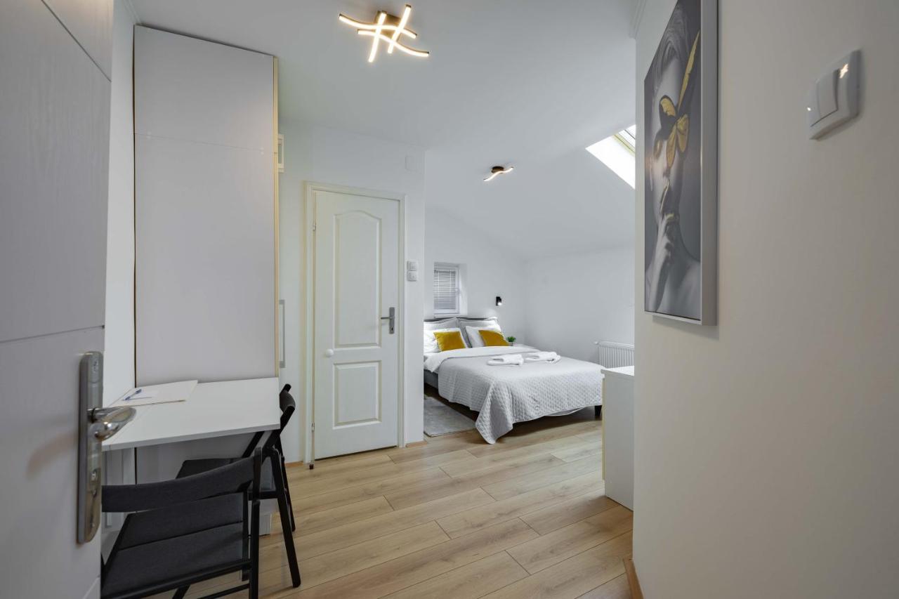 Old Town Rooms Novi Sad Esterno foto